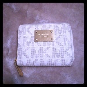 Michael Kors wallet
